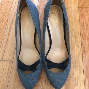 Never worn LC Lauren Conrad heels